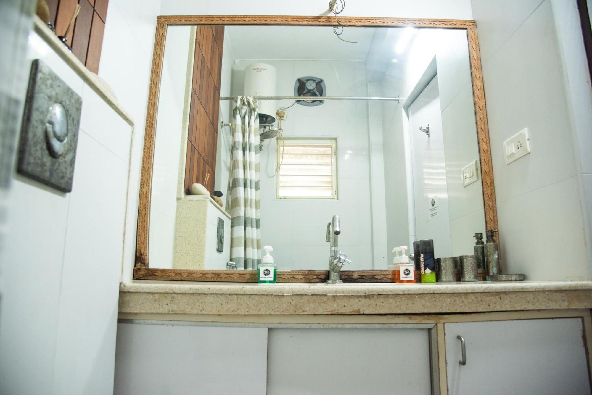 Mama Rose Homestay In Madipakkam Madras Buitenkant foto
